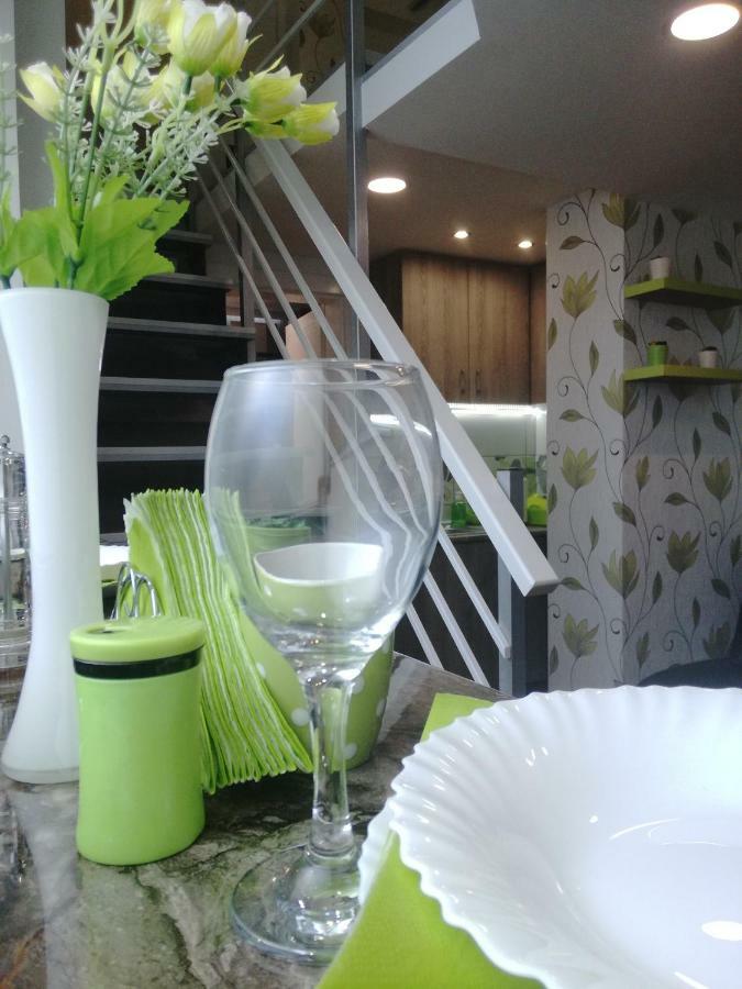 Classy And Cozy - Parking - 3 Beds - Near Center Novi Sad Exteriör bild