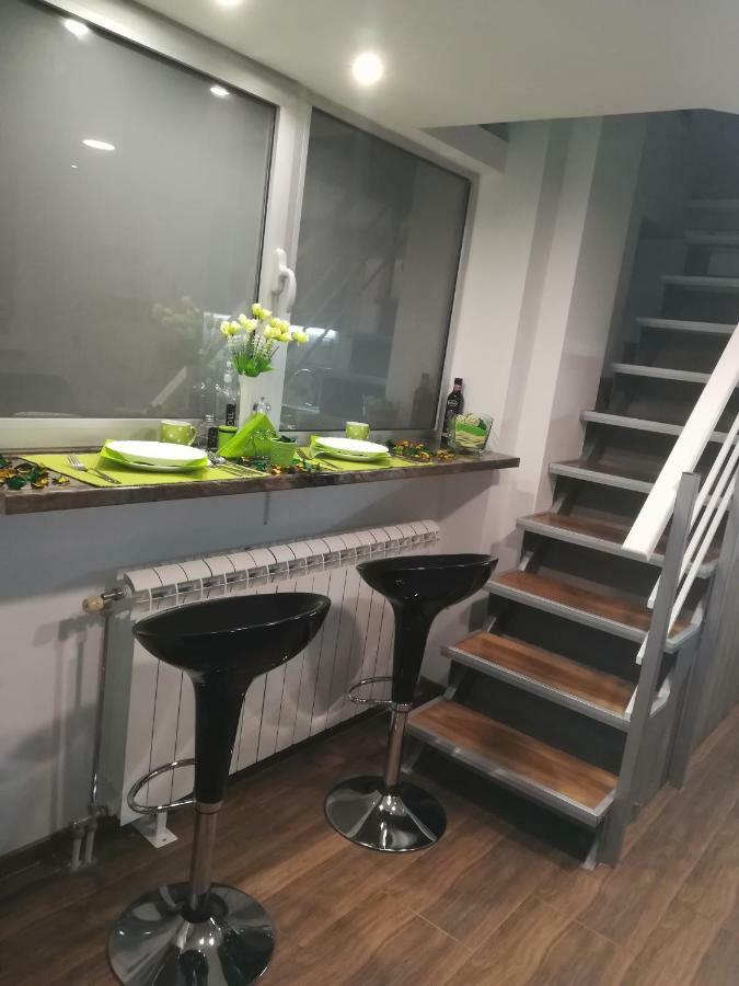 Classy And Cozy - Parking - 3 Beds - Near Center Novi Sad Exteriör bild