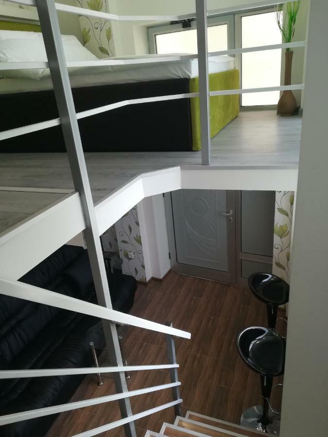 Classy And Cozy - Parking - 3 Beds - Near Center Novi Sad Exteriör bild